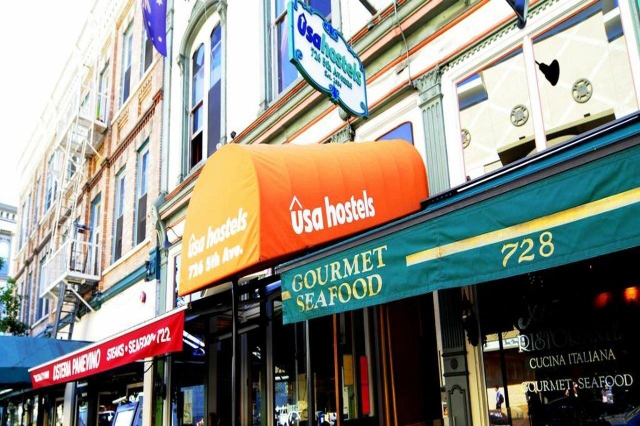 Hostal Gaslamp *
